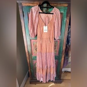 🪶Spell Rae Gown size M BNWT🪶